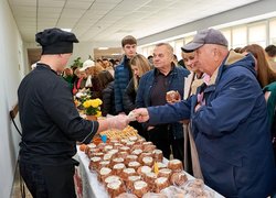 Ярмарок «Разом до перемоги» – добра традиція інженерно-технологічного факультету УНУ