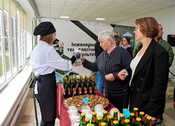 Ярмарок «Разом до перемоги» – добра традиція інженерно-технологічного факультету УНУ