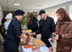 Ярмарок «Разом до перемоги» – добра традиція інженерно-технологічного факультету УНУ