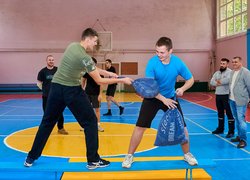 Змагання з професійно-прикладної фізичної підготовки в УНУ