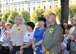 Пам’ять, яка об’єднує: УНУ разом із громадою міста вшановує Героїв