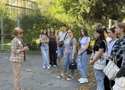 Бібліотека УНУ відкриває двері у світ традицій і культурної спадщини університету