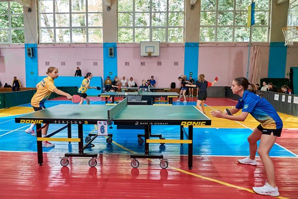 В УНУ відбувся чемпіонат України з настільного тенісу серед жіночих команд Вищої ліги