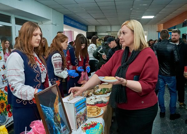 «Великодні дива» в Уманському національному університеті: коли добро має смак, а віра – крила