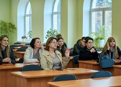 Розпізнати, підтримати, діяти: формула протидії насильству в УНУ від практичного психолога