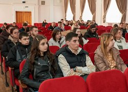 В УНУ відбувся кінопоказ документального фільму «Хлібний капітан України»