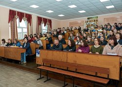 Гумор крізь війну: творча зустріч із військовим і письменником Віталієм Запекою