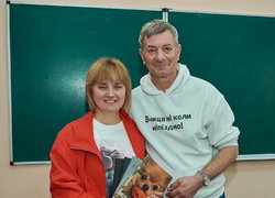 Гумор крізь війну: творча зустріч із військовим і письменником Віталієм Запекою