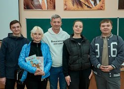 Гумор крізь війну: творча зустріч із військовим і письменником Віталієм Запекою