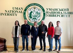 Нові можливості для освіти та агросектору: УНУ співпрацюватиме з «DUALOG»