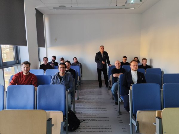 Професор Ігор Кривошея розпочав дослідницький проєкт в рамках програми «Досліджуй у Польщі»