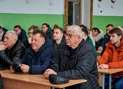 Збереження родючості ґрунтів у період кліматичних викликів і воєнного часу: фахова дискусія аграріїв
