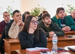 В УНУ обговорили сталий розвиток агросфери та безпеку суспільства