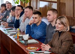 Агродрони в дії: в УНУ обговорили інновації та економічні переваги для фермерів