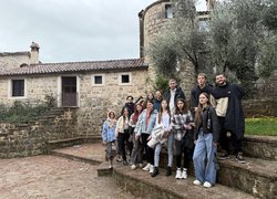 Подорож до сонячної Чорногорії – різдвяна казка студентів УНУ