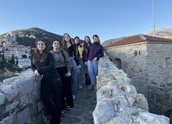 Подорож до сонячної Чорногорії – різдвяна казка студентів УНУ