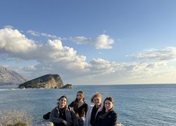 Подорож до сонячної Чорногорії – різдвяна казка студентів УНУ