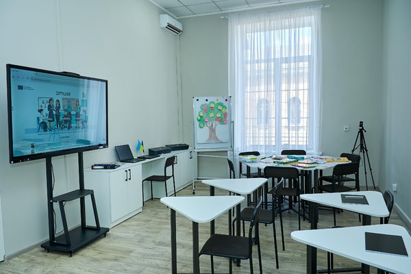 В УНУ відкрито центр «Комунікація без бар'єрів»