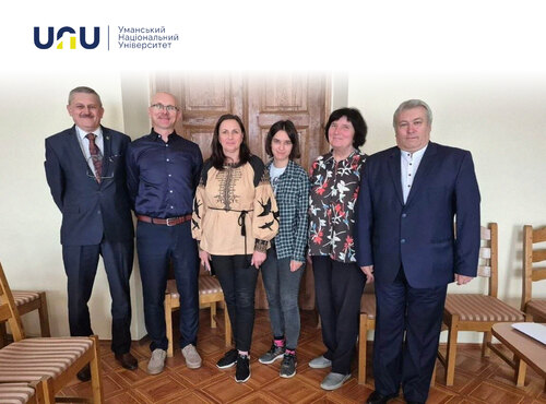 Міжнародний науковий діалог: уманські дослідниці представили унікальні ботанічні знахідки на семінарі в Польщі