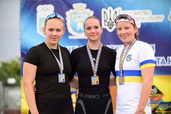 Студентки Уманського національного університету – серед призерів чемпіонату України з веслування на байдарках і каное
