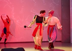 Прем’єра вистави «Котигорошко та його друзі» на сцені Уманського університету