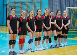 У спортивній залі УНУ відбувся випускний матч  волейбольного клубу «АВІОН»