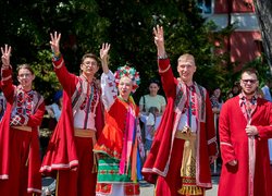 Понад 500 випускників долучилися до форуму УНУ «Наші люди»