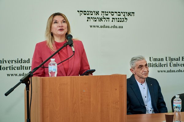 В УНУ відбулася презентація книги Ростислава Сосси «Київщина на картах і планах»