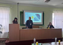 В УНУ обговорювали актуальні питання розвитку бджільництва в Україні