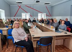 Єдність влади, бізнесу й науки: в УНУ відбувся круглий стіл щодо фінансової реінтеграції ветеранів війни та ВПО