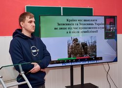 Єдність влади, бізнесу й науки: в УНУ відбувся круглий стіл щодо фінансової реінтеграції ветеранів війни та ВПО