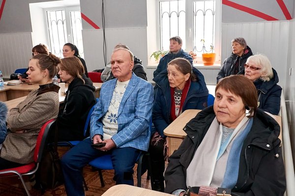 Єдність влади, бізнесу й науки: в УНУ відбувся круглий стіл щодо фінансової реінтеграції ветеранів війни та ВПО