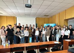 В УНУ говорили про історичні уроки війни та сучасну боротьбу України