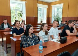 В УНУ говорили про історичні уроки війни та сучасну боротьбу України