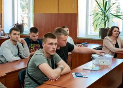 В УНУ говорили про історичні уроки війни та сучасну боротьбу України