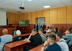 В УНУ говорили про історичні уроки війни та сучасну боротьбу України