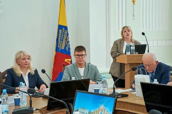 Осмислення минулого: в УНУ відбулася Міжнародна наукова конференція «Україна в європейському культурному просторі XVI–XVIII ст.»