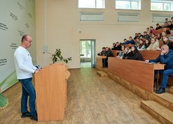Безпека понад усе: в Уманському університеті говорили про правила мінної безпеки