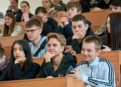 Безпека понад усе: в Уманському університеті говорили про правила мінної безпеки