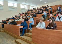 Безпека понад усе: в Уманському університеті говорили про правила мінної безпеки