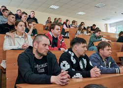 Безпека понад усе: в Уманському університеті говорили про правила мінної безпеки