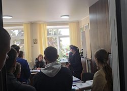Молодь Уманського університету провела один день з міським головою