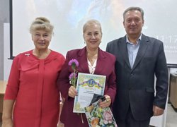 Відзнака за небайдужість і служіння людям: представницю УНУ нагороджено Подякою Організації ветеранів України