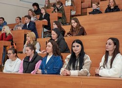 «Зустрічі, що надихають»: розмова про журналістику, свободу слова та силу правди з В’ячеславом Козаком