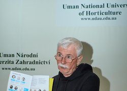 «Зустрічі, що надихають»: розмова про журналістику, свободу слова та силу правди з В’ячеславом Козаком