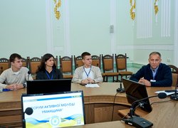 УНУ – простір ідей та можливостей: Форум активної молоді об’єднав громади Уманщини