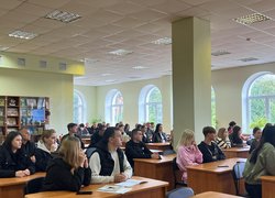 Від ідеї до відкриття: рада студентського самоврядування УНУ мотивувала молодь займатися наукою