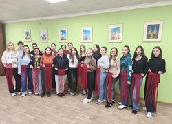 Українські традиції в сучасному форматі: студенти УНУ опановували мистецтво макраме
