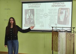 Українські традиції в сучасному форматі: студенти УНУ опановували мистецтво макраме