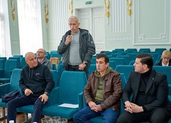 «Разом до рішень»: УНУ став майданчиком для діалогу переселенців і влади